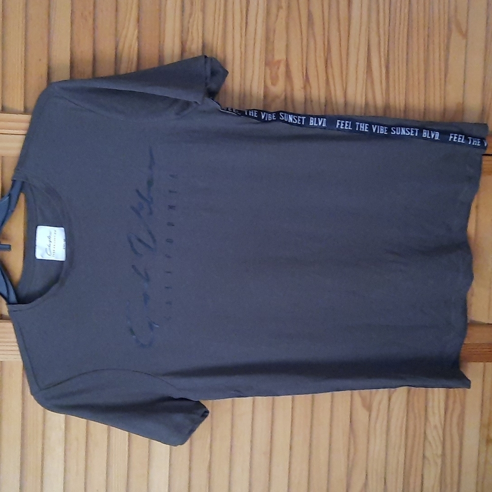 Clayton Olive Green Tees Collection Good Vibes California TShirt Size Medium